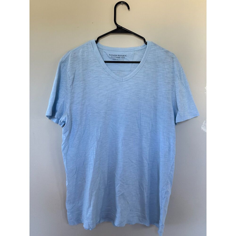 Banana Republic Light Blue Slub Knit V-Neck Vintage Tee - Large